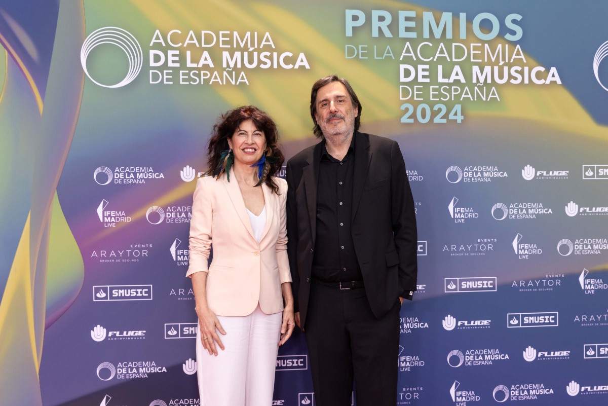 Ana Redondo, ministra de igualdad, y Antonio Guisasola, presidente de AGEDI y PROMUSICAE y tesorero de la Academia de la Música